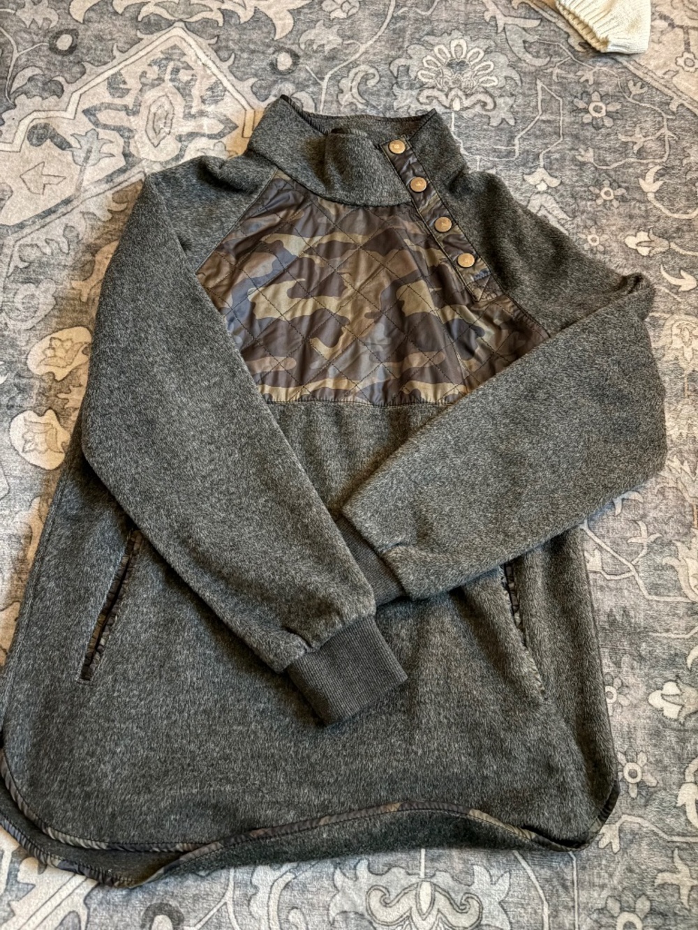 Soft pullover fleece